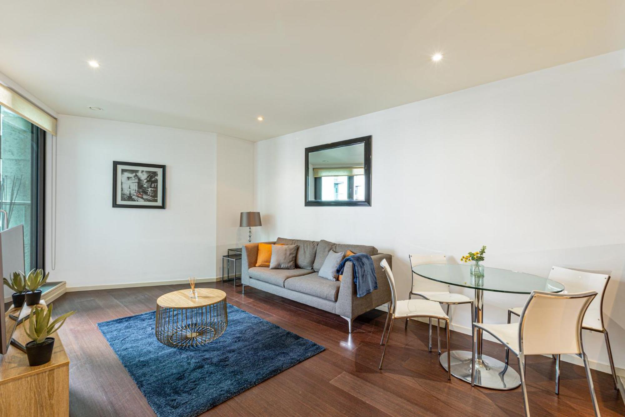 Luxury 1 Bedroom Canary Wharf Couples & Work-friendly Apartamento *