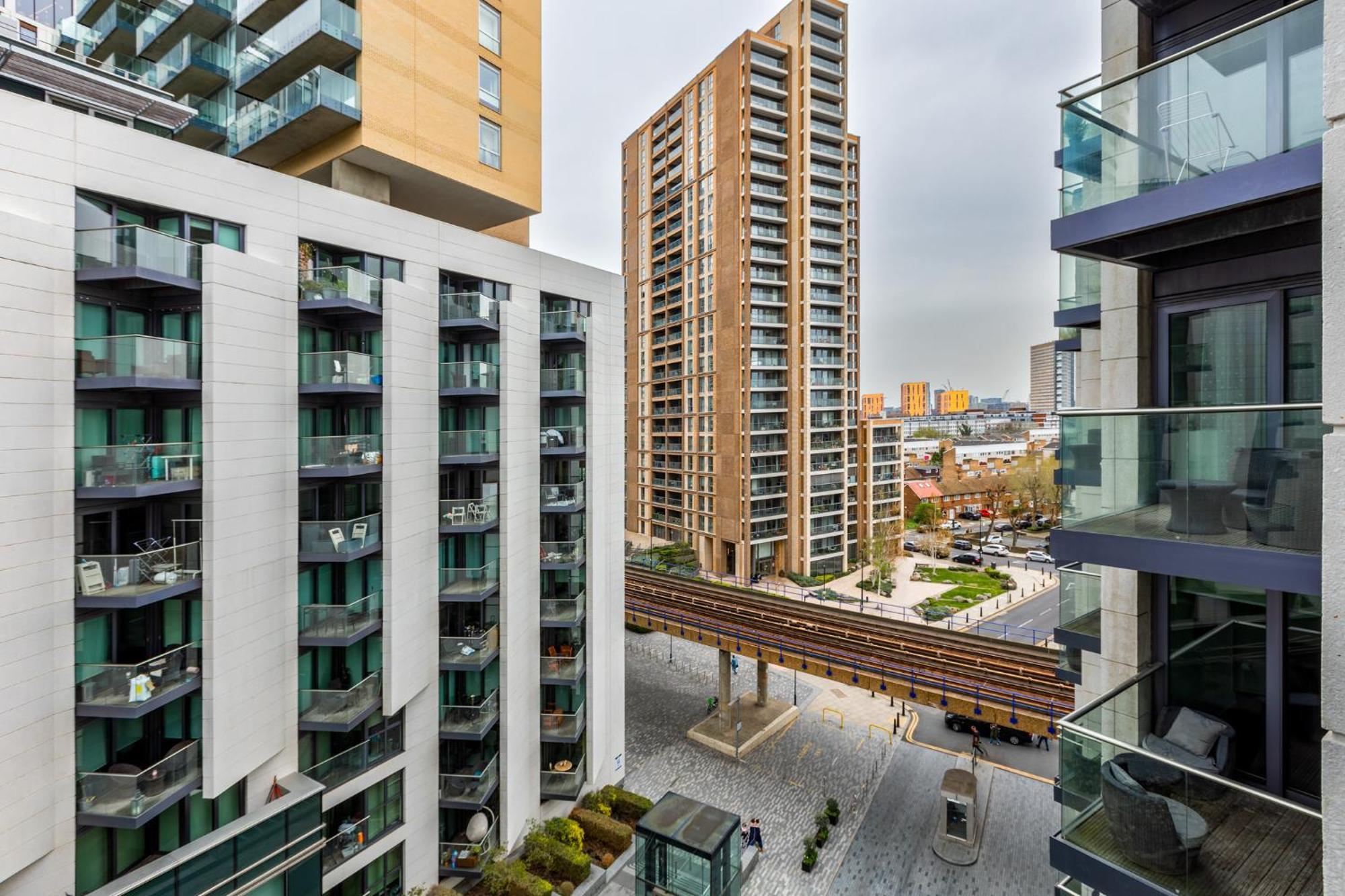Apartamento Luxury 1 Bedroom Canary Wharf Couples & Work-friendly Londres