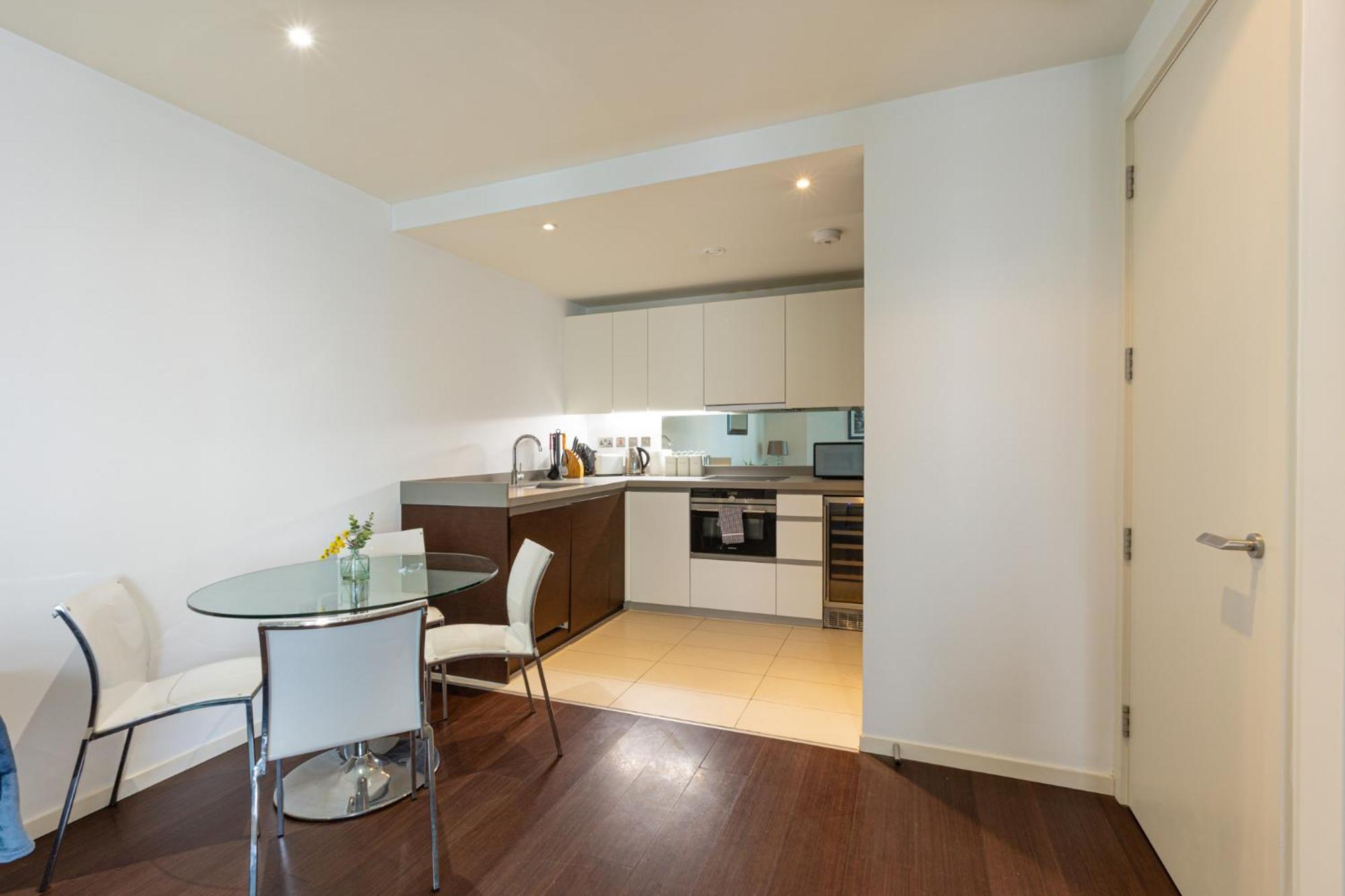 Luxury 1 Bedroom Canary Wharf Couples & Work-friendly Apartamento *